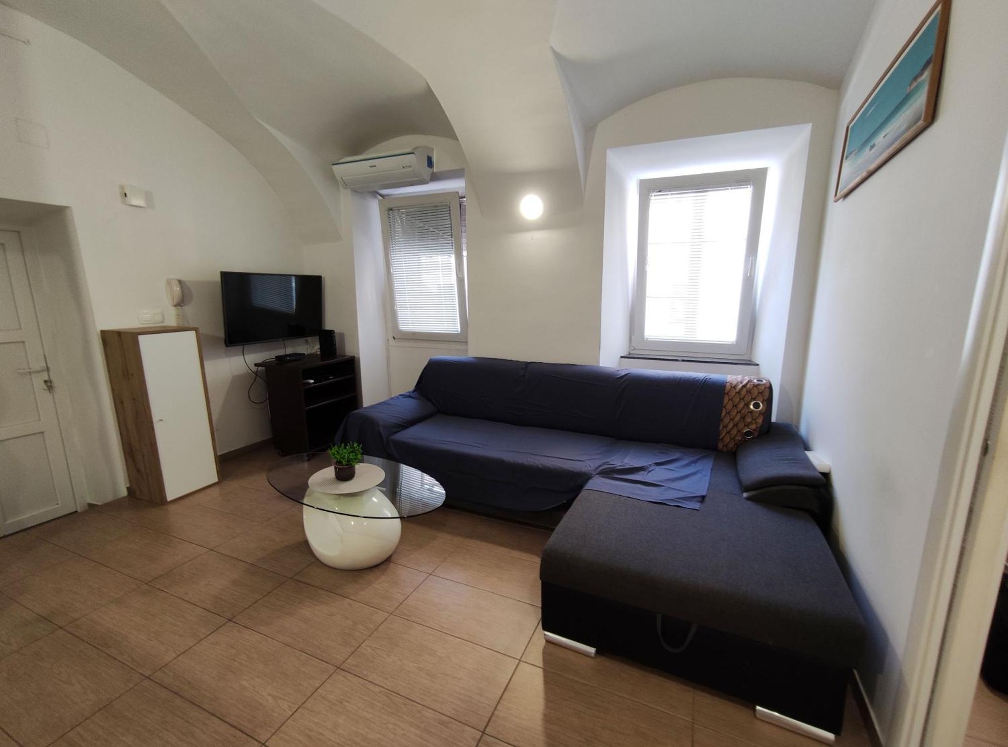 Studio Apartment Sisters 3-4 Любляна Экстерьер фото