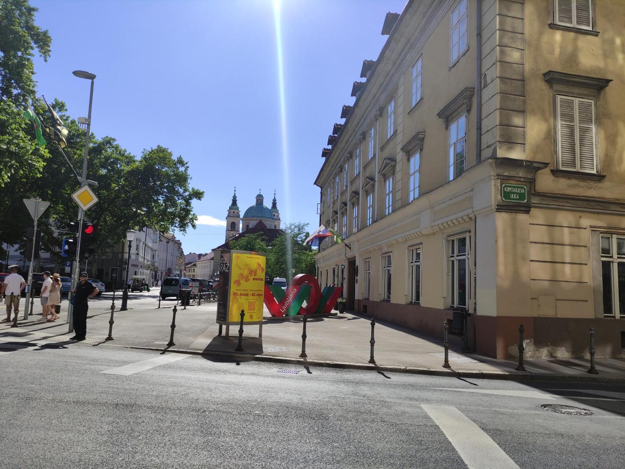 Studio Apartment Sisters 3-4 Любляна Экстерьер фото