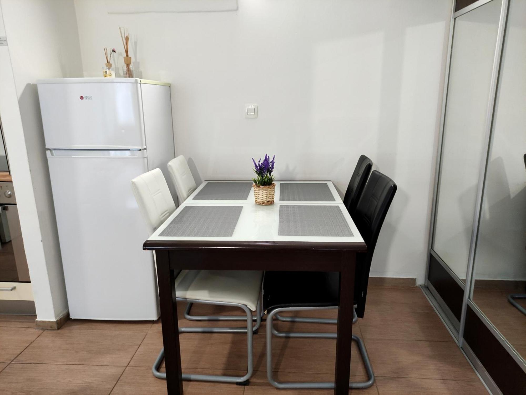 Studio Apartment Sisters 3-4 Любляна Экстерьер фото