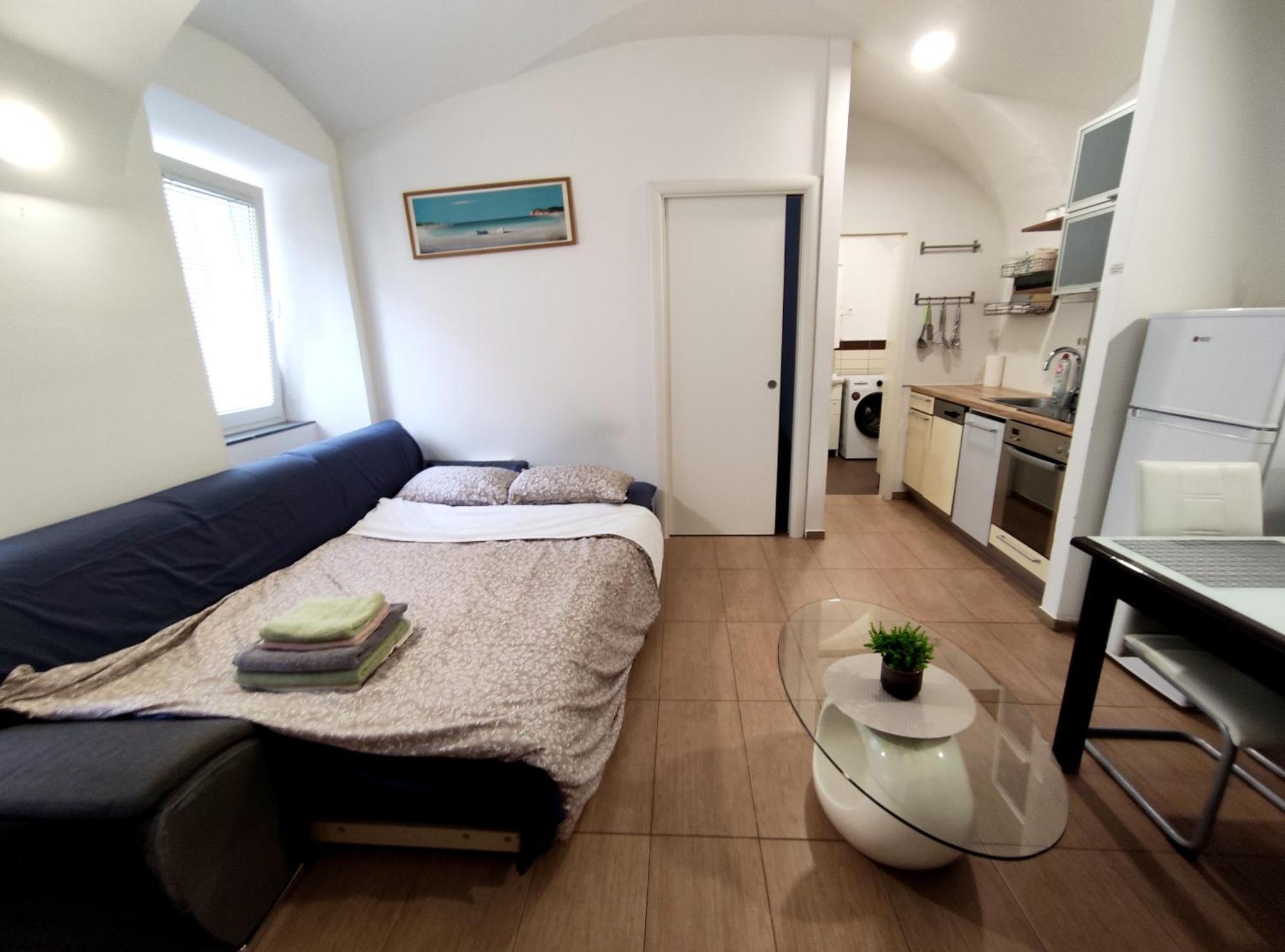 Studio Apartment Sisters 3-4 Любляна Экстерьер фото